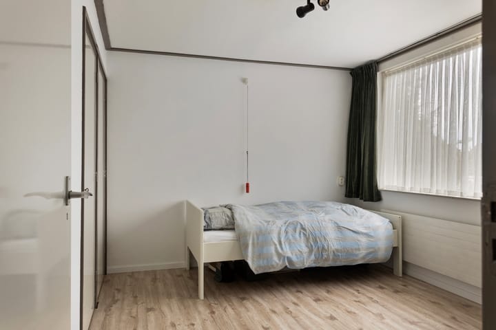 Photo 26 of Lindenlaan 68