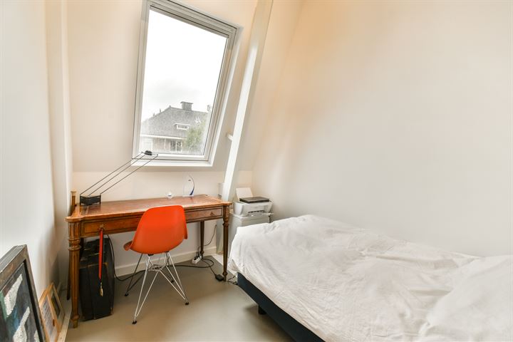 View photo 29 of Eerste Helmersstraat 173-2