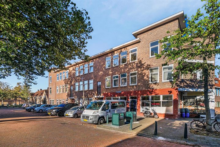 Bekijk foto 42 van Rosseelsstraat 127