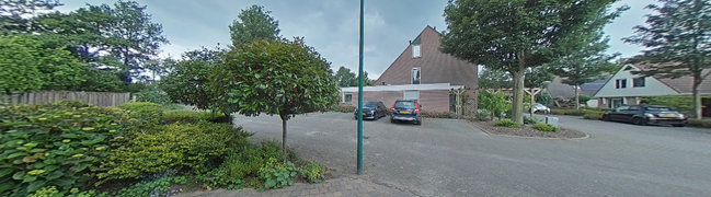 View 360° photo of Voortuin of Charles Weddepohllaan 57