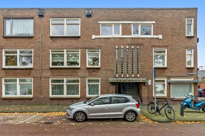 Bekijk foto 38 van Mijtensstraat 95