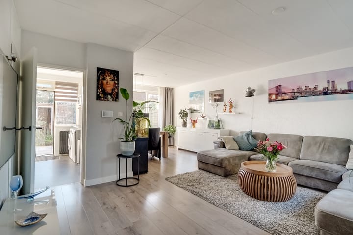 Foto 10 van Marsstraat 11