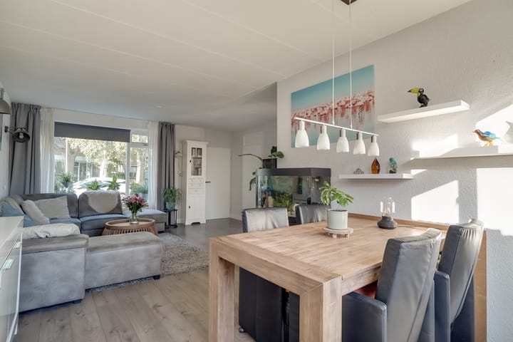 Foto 15 van Marsstraat 11