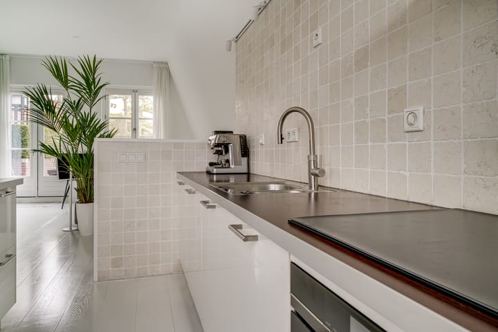 Foto 12 van Beekstraat 16-1