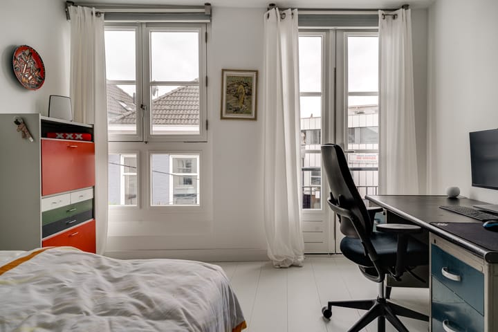 Foto 44 van Beekstraat 16-1