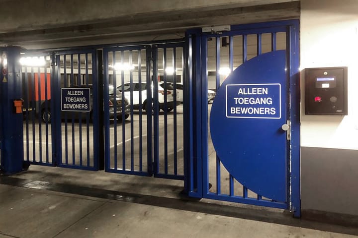 Foto 48 van Beekstraat 16-1