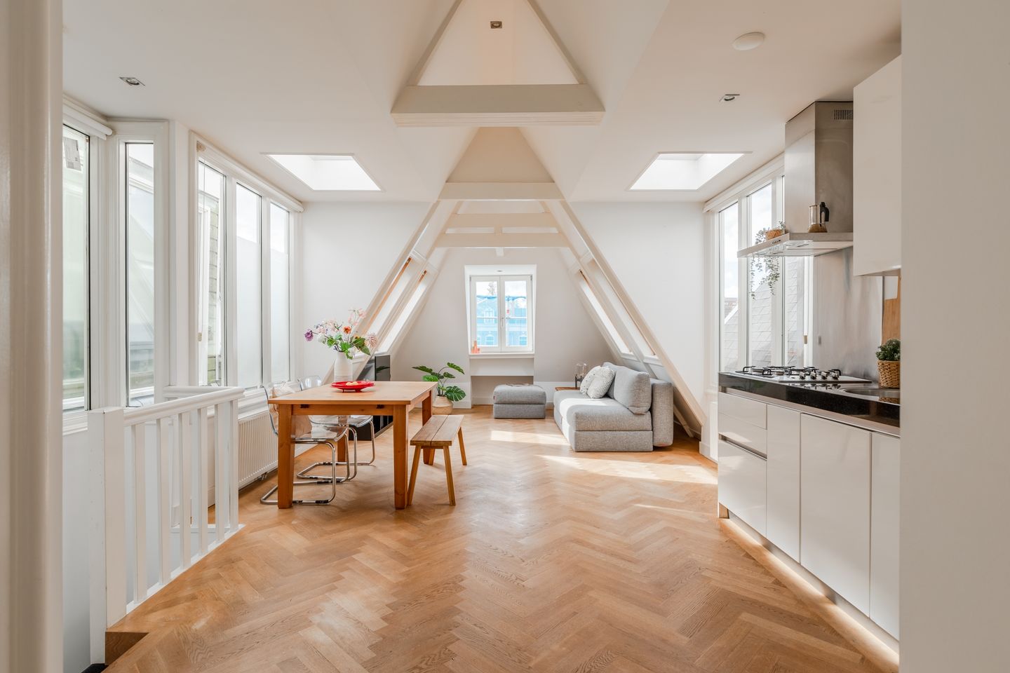 Foto 1 van Da Costakade 175-4