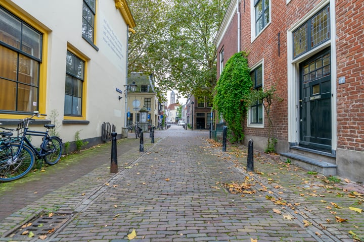 Bekijk foto 32 van Korte Lauwerstraat 2