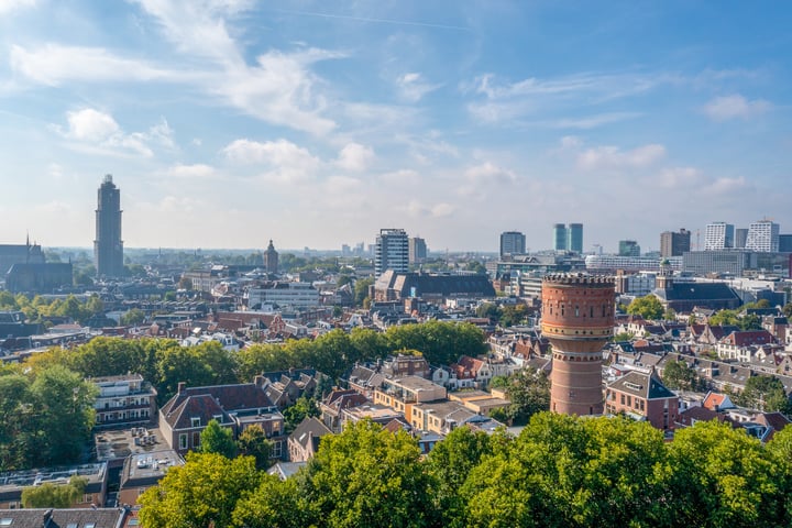 Bekijk foto 40 van Korte Lauwerstraat 2