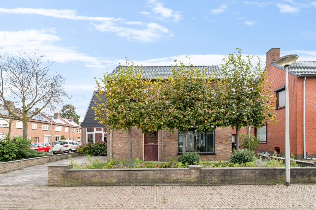 Foto 2 van van Boutershemstraat 8