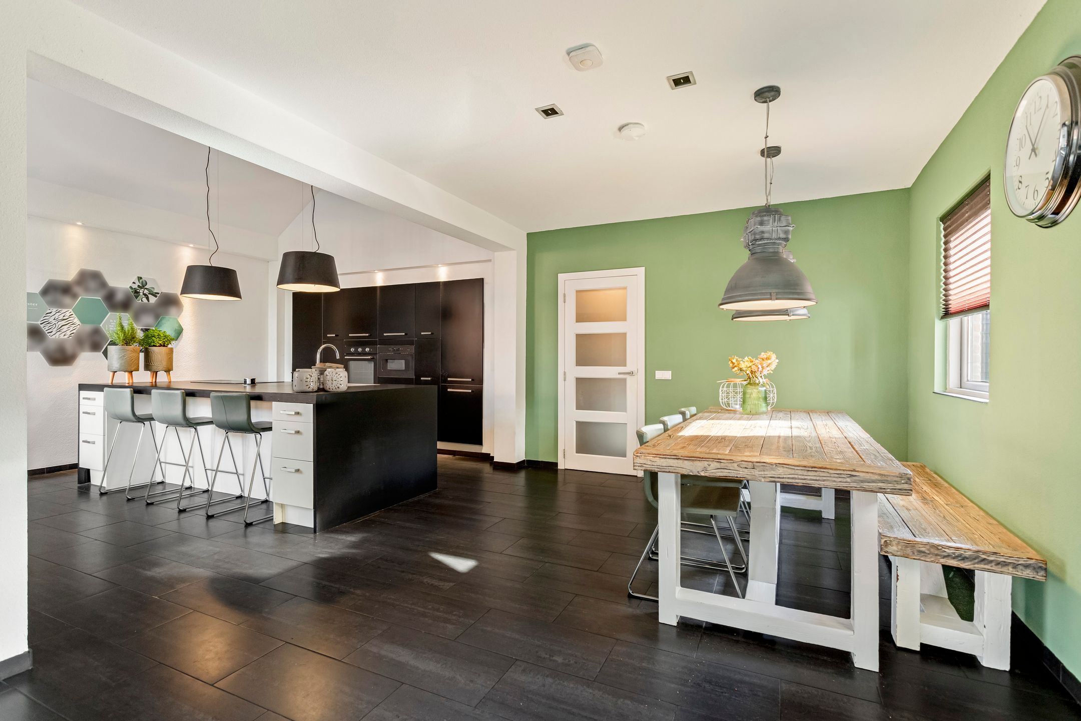 Foto 9 van van Boutershemstraat 8