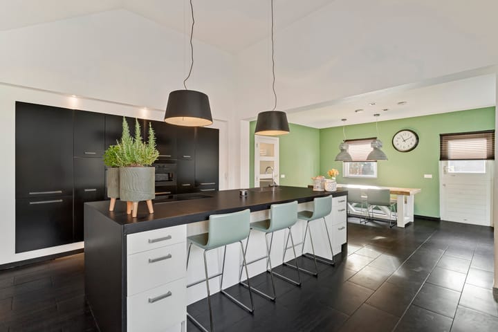 Foto 11 van van Boutershemstraat 8