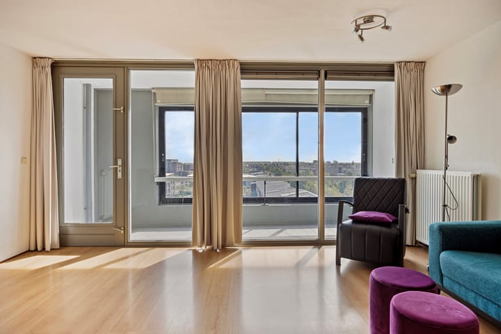 Foto 17 van Weidevogellaan 184