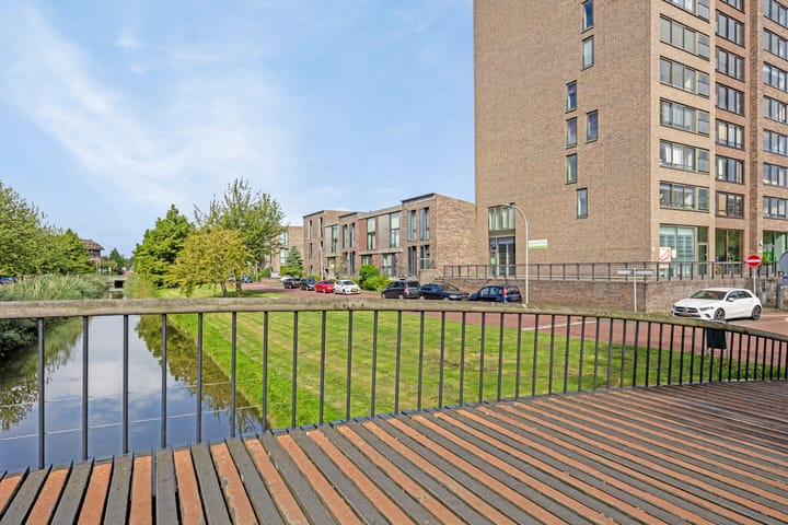 Foto 34 van Weidevogellaan 184