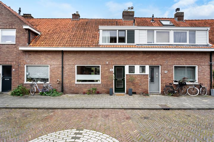 Bekijk foto van De Ruyterstraat 74