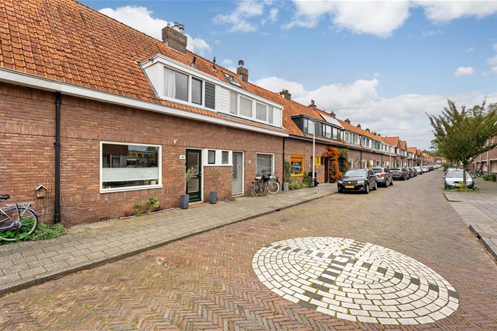 Bekijk foto 31 van De Ruyterstraat 74