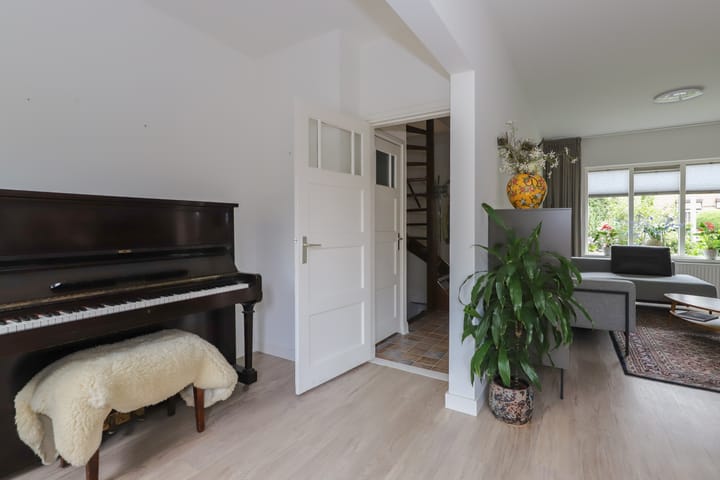 Foto 13 van Abeelstraat 10