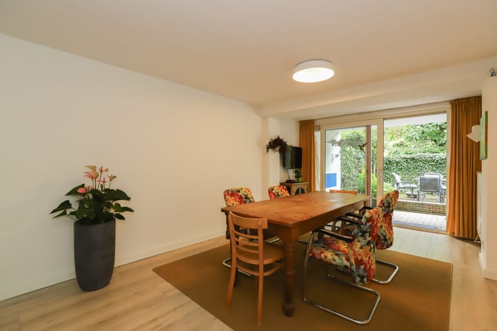 Foto 21 van Abeelstraat 10