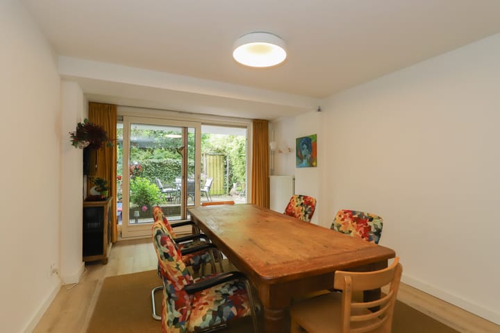 Foto 22 van Abeelstraat 10