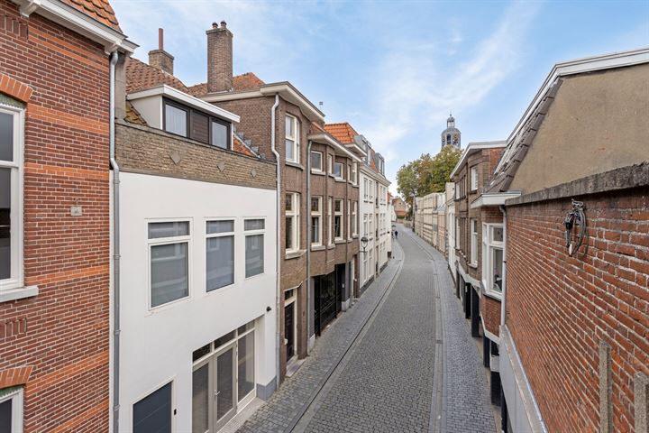 View photo 33 of Huijbergsestraat 10