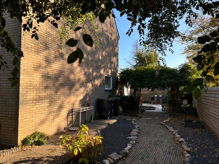 Foto 21 van Wethouder van Damlaan 46-A