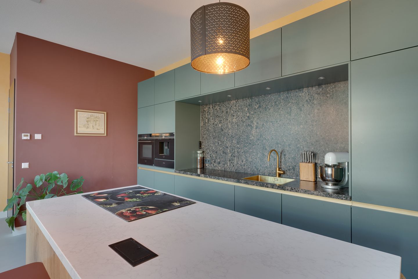 Foto 10 van Lapis Lazuli 8