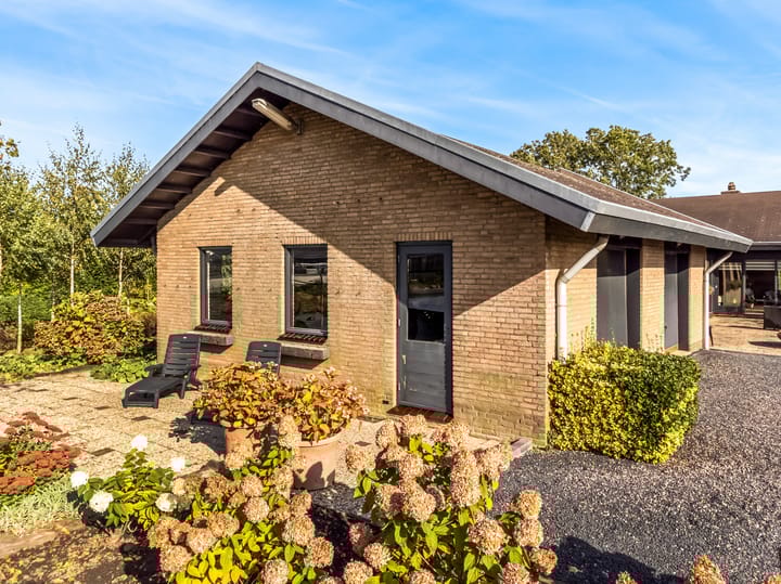 Foto 47 van Oosterlandweg 35