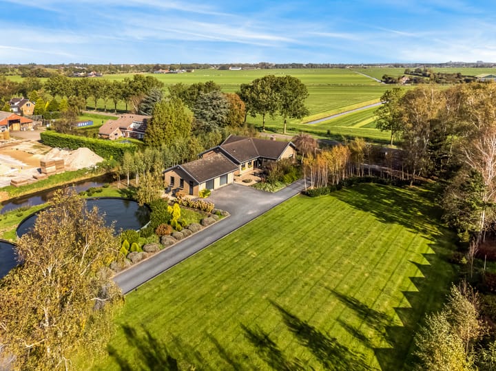 Foto 50 van Oosterlandweg 35