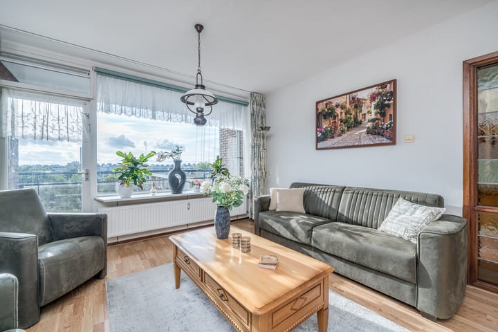 Foto 4 van Roosstraat 82