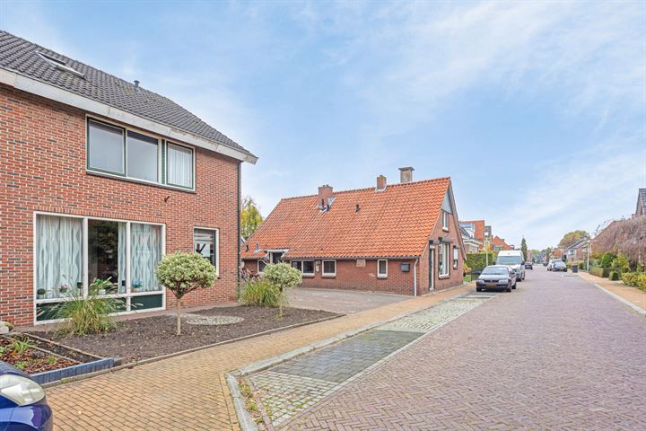 Bekijk foto 46 van Haaksbergerstraat 56