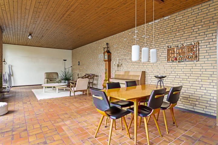 Foto 10 van Klaroenlaan 10