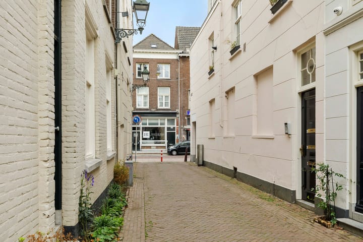 Foto 5 van Clarastraat 2-A