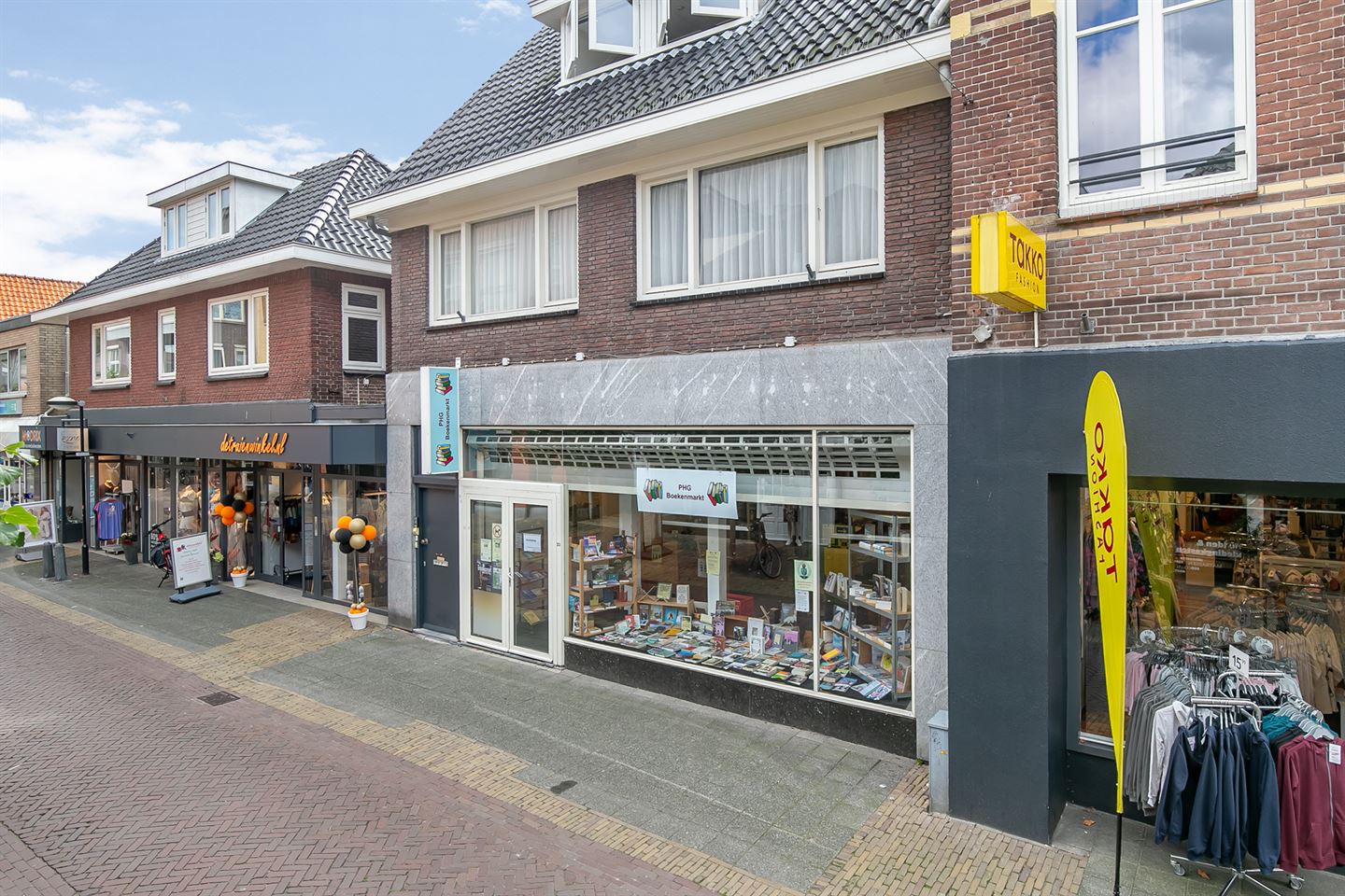 Bekijk foto 3 van Dorpsstraat 23