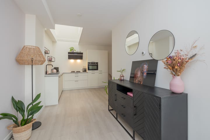 Foto 11 van Parallelweg 101-E