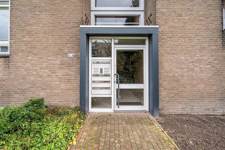 View photo 3 of Karel van Egmondstraat 51