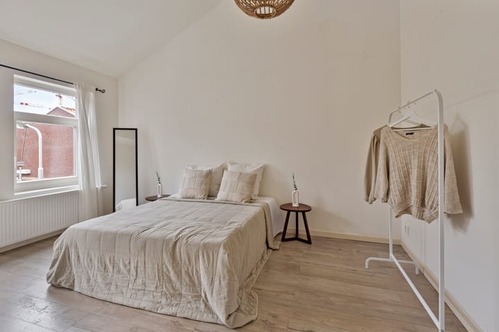 Foto 9 van Tolstoistraat 16