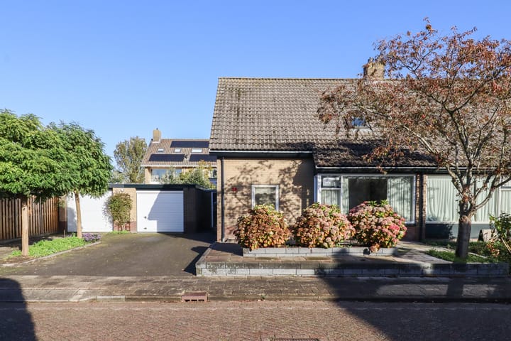 Foto 3 van Bernhardlaan 26