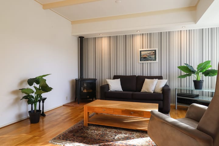 Foto 12 van Bernhardlaan 26