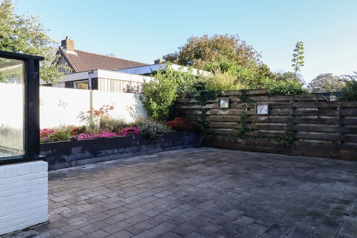 Foto 42 van Bernhardlaan 26