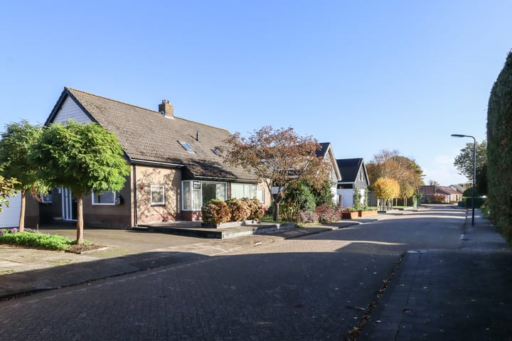 Foto 49 van Bernhardlaan 26