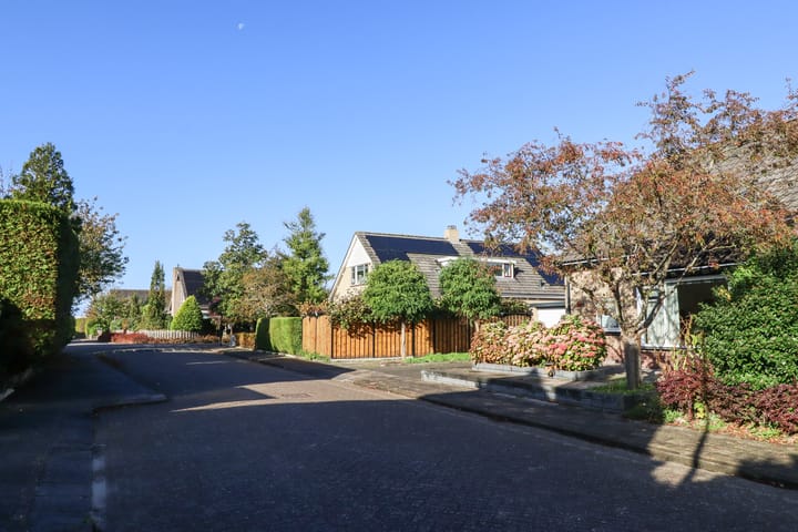 Foto 50 van Bernhardlaan 26