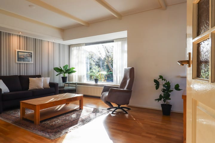 Foto 9 van Bernhardlaan 26