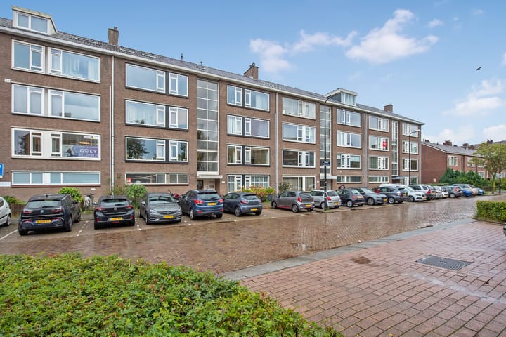 Foto 20 van Minister Aalberselaan 80