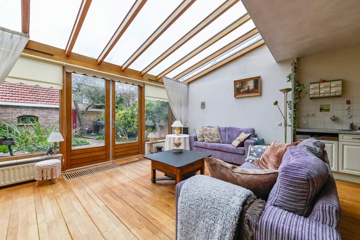 Foto 3 van Van Poelgeestlaan 17