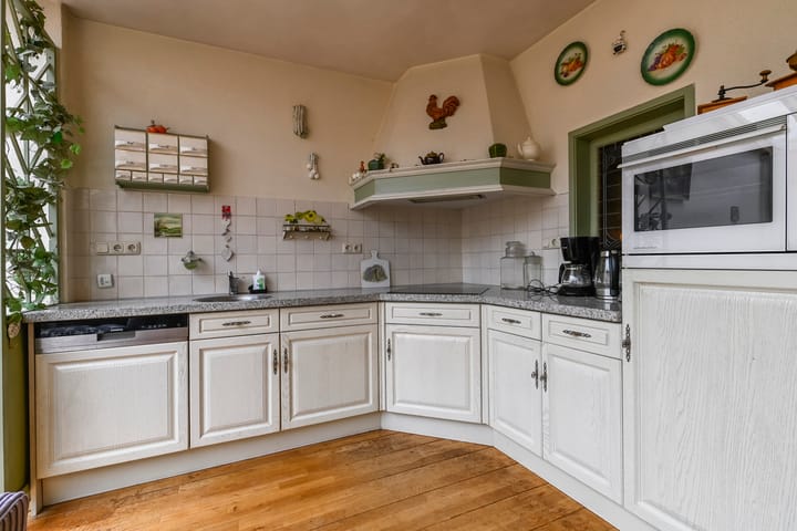 Foto 10 van Van Poelgeestlaan 17