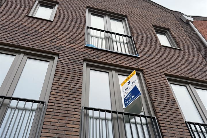 Bekijk foto 1 van Rinze Wibbelinkstraat 31