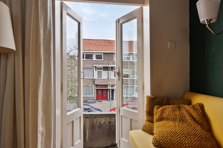 Foto 26 van Van Ruijsdaellaan 25