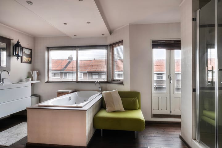 Foto 45 van Van Ruijsdaellaan 25