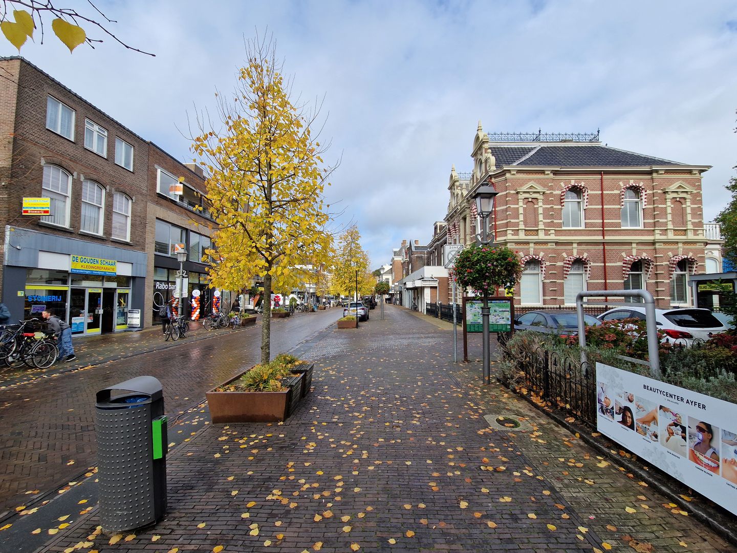 View photo 5 of Westzijde 20