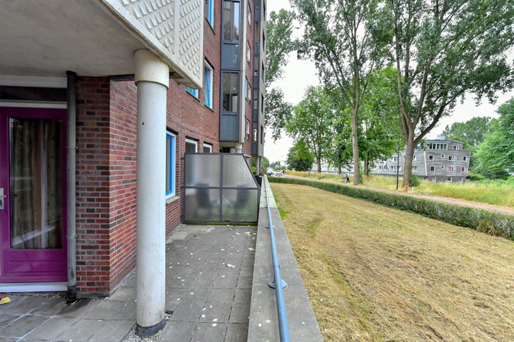 View photo 11 of Zeeburgerdijk 712